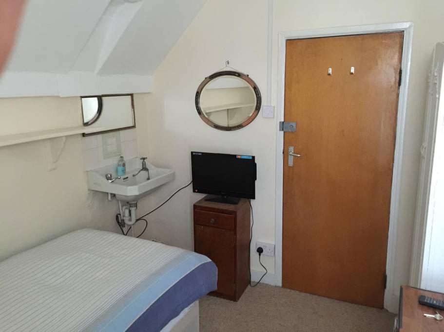 Victoria Dwellings Bed and Breakfast Londen Buitenkant foto
